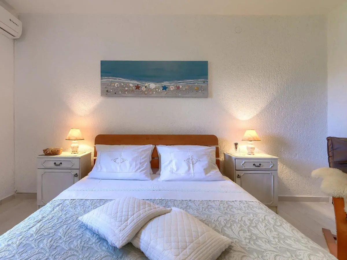 Kukci Apartment Lili-2 By Interhome 0*,  קרואטיה